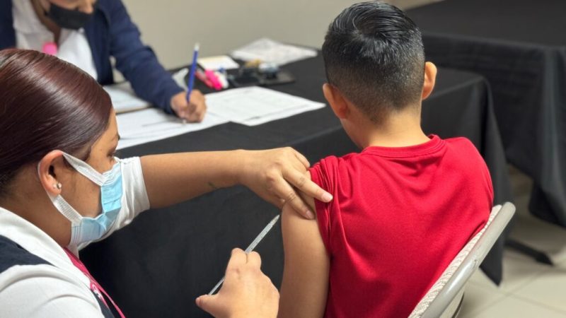 Dif Tecate e IMSS Bienestar fortalecen la prevención con jornada de vacunación