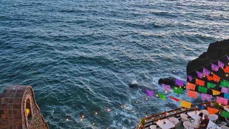 Activa San Valentín la economía gastronómica de Rosarito