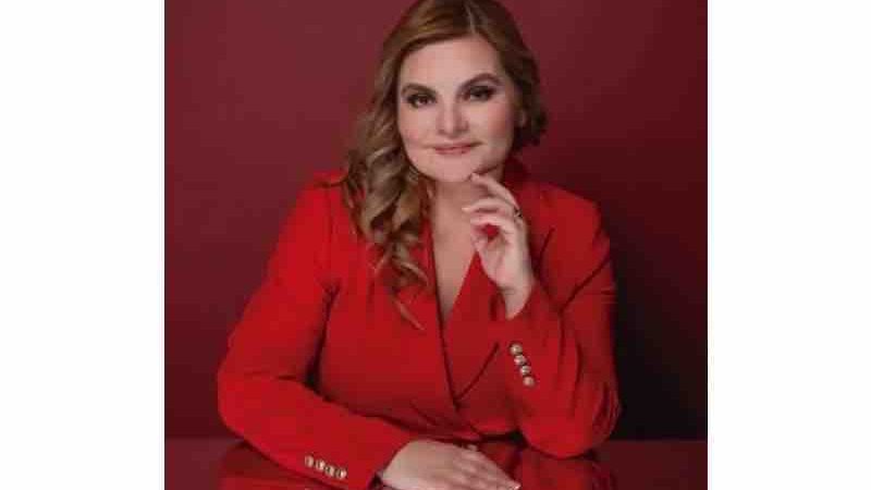 Reconocen su trayectoria empresarial y liderazgo como mujer en el ámbito económico