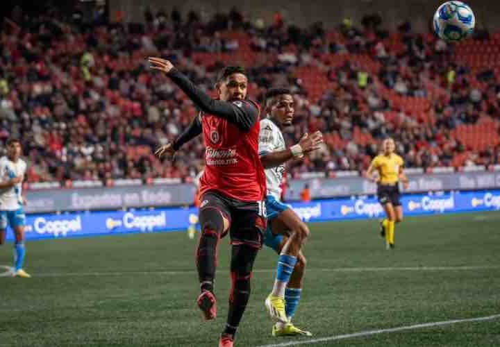 Tijuana sigue sin perder, pero no logra romper el cero ante Puebla