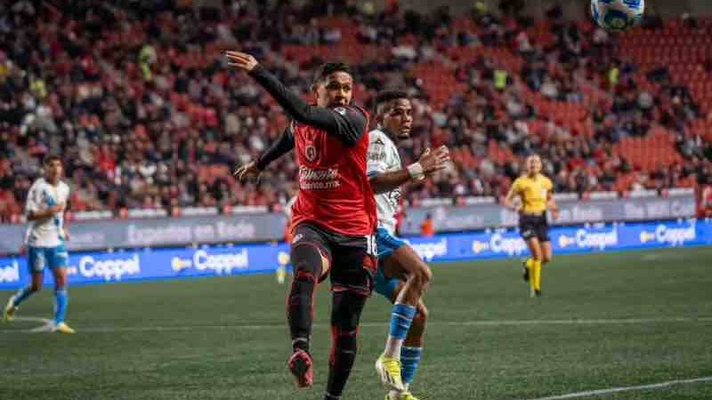 Tijuana sigue sin perder, pero no logra romper el cero ante Puebla