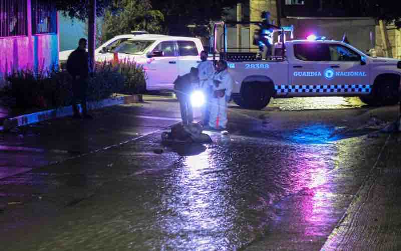 Lluvias arrastran cadáver hasta calles del Mariano Matamoros