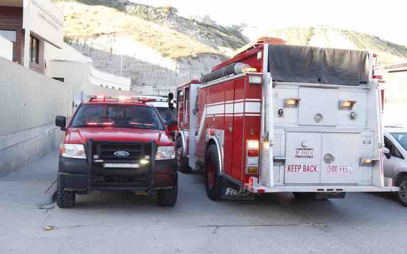 Mujer resulta intoxicada tras ingerir sustancia química en el Centro de Justicia para la Mujer
