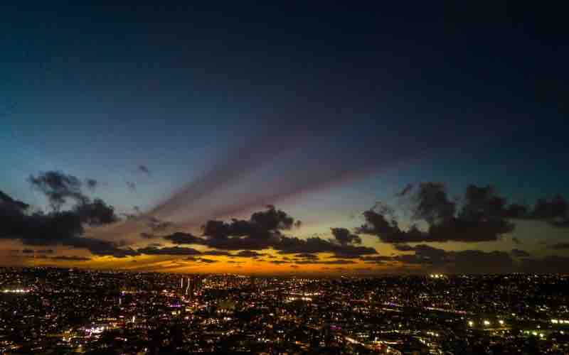 Colorido atardecer marca el inicio de la Cuaresma en Tijuana