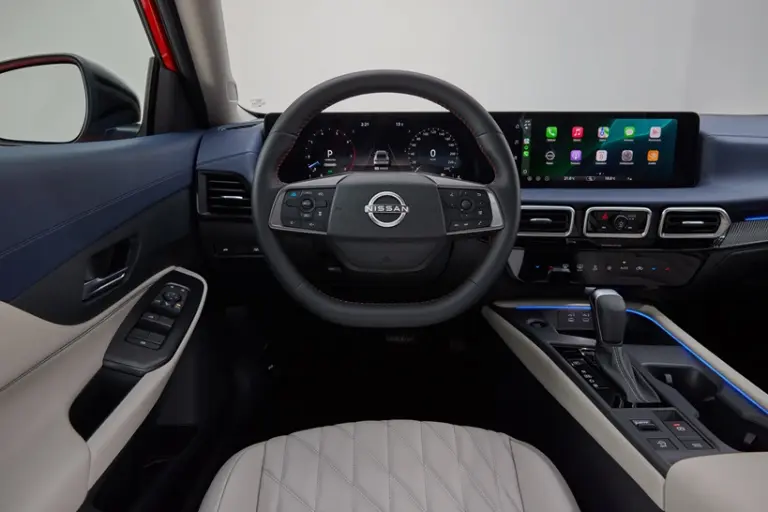 Versa y Sentra 2026: Un nuevo horizonte para sus sedanes