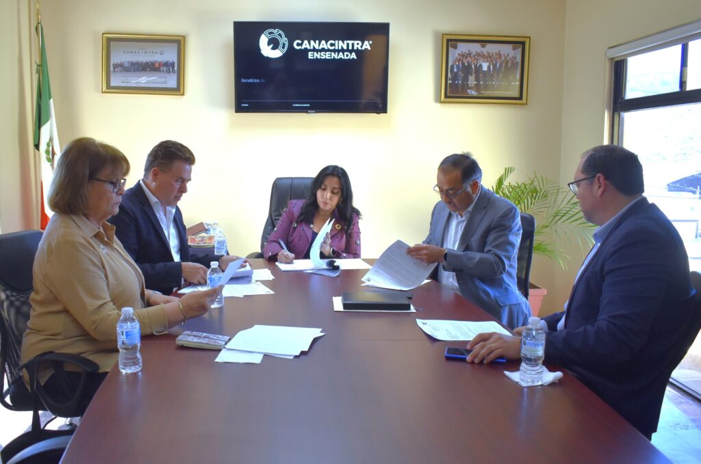 Firman NAFIN-Bancomext y Canacintra Ensenada convenio de colaboración