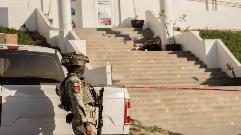 Ataque armado en clínica de rehabilitación deja un muerto y un herido grave en Tijuana