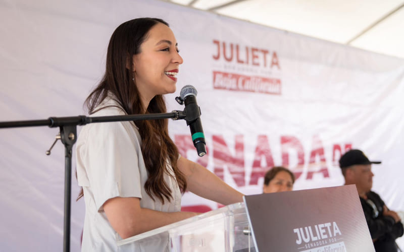 Julieta Ramírez realiza jornada de servicios en Tijuana