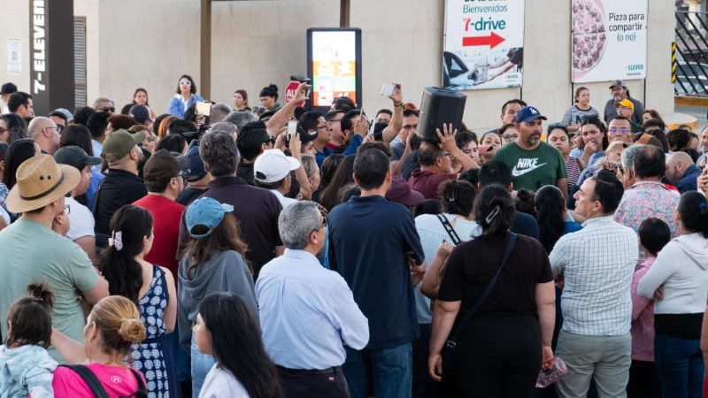 Residentes de Santa Fe protestan contra panteón; Ayuntamiento detiene proyecto