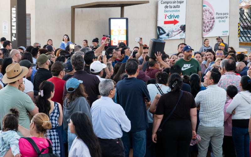 Residentes de Santa Fe protestan contra panteón; Ayuntamiento detiene proyecto