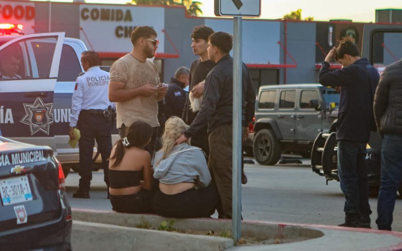 Volcadura en el vaso de la presa Abelardo L. Rodríguez deja cinco lesionados