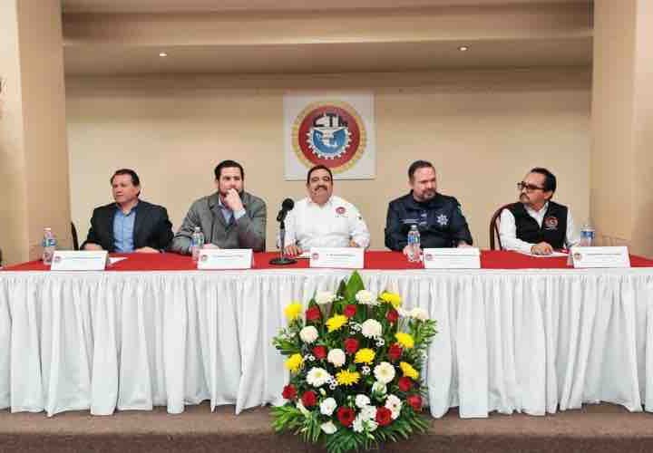 CTM Federación B.C. entrega reconocimiento al Secretario de Seguridad Pública de Tijuana
