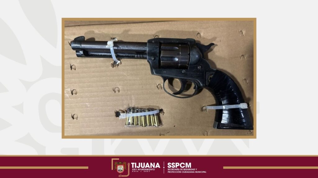 Captura Policía Municipal a conductor de plataforma por portación de arma de fuego y amenazas en la colonia Altamira