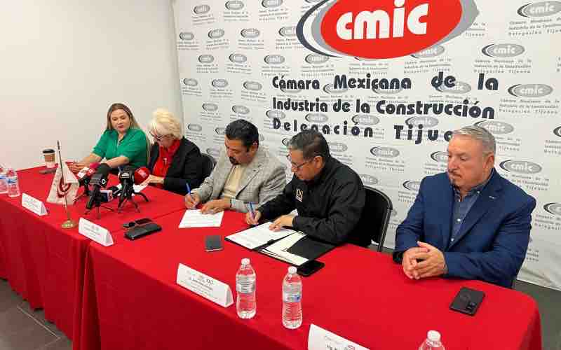 Fortalecen CMIC e ICAT capacitación certificada para el sector constructor