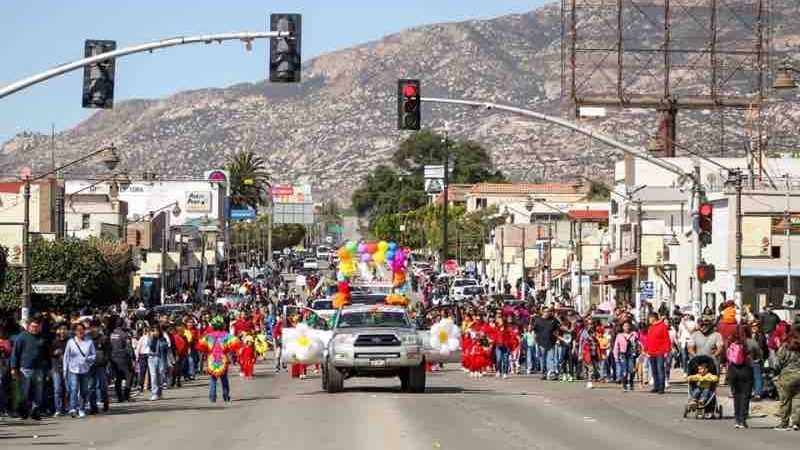 Invita Gobierno de Tecate a disfrutar del Desfile de Primavera 2026