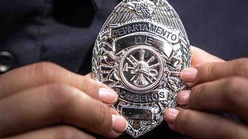 «Soy mujer, pero puedo hacerlo»: la historia de Jeshua, bombera en Tijuana