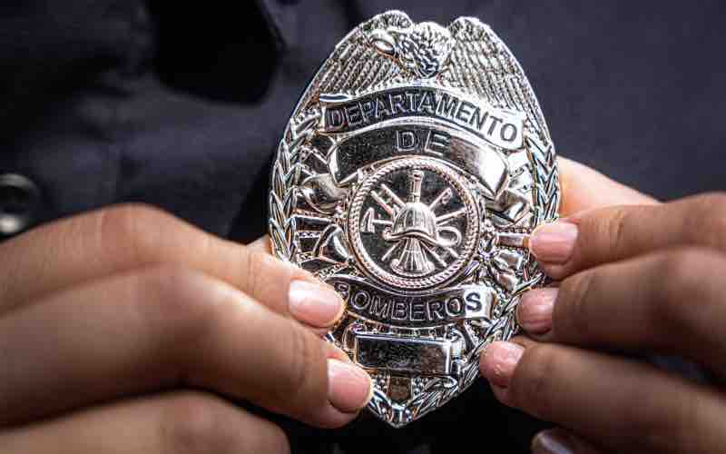 «Soy mujer, pero puedo hacerlo»: la historia de Jeshua, bombera en Tijuana